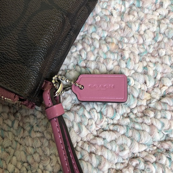 COACH brown and pink wristlet clutch wallet - Picture 4 of 6